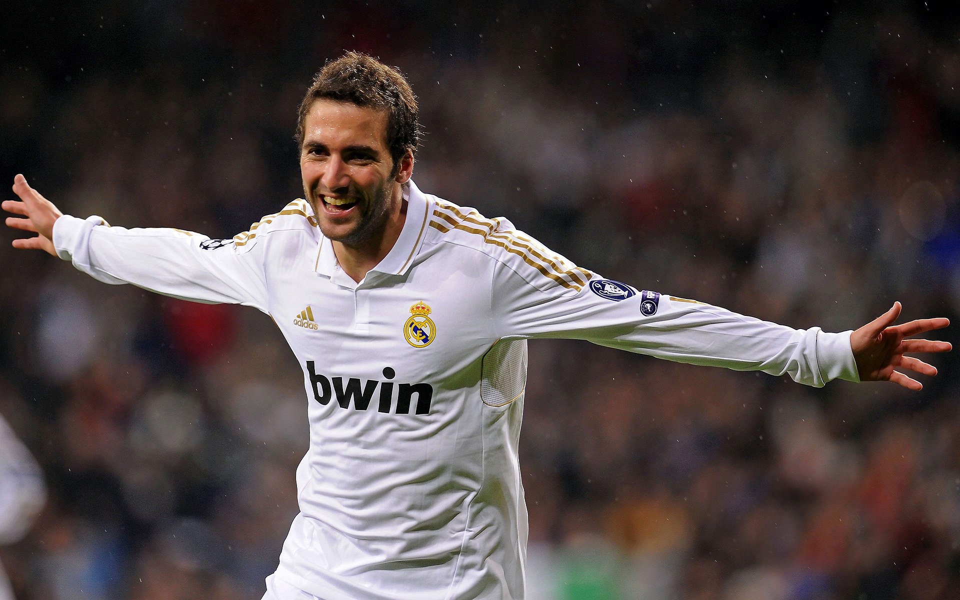 世界杯：官方宣布队长袖标多样化主题 涵盖反歧视与环保等议题